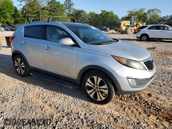 2013 Kia Sportage EX z VIN KNDPC3A21D7385587, wystawiony jako Copart lot #52286835 z przebiegiem 172 043 mil mil oraz Szkoda całkowita • Salvage title. Historia ofert i sprzedaży dostępna na DreamBid. Obrazek 4.