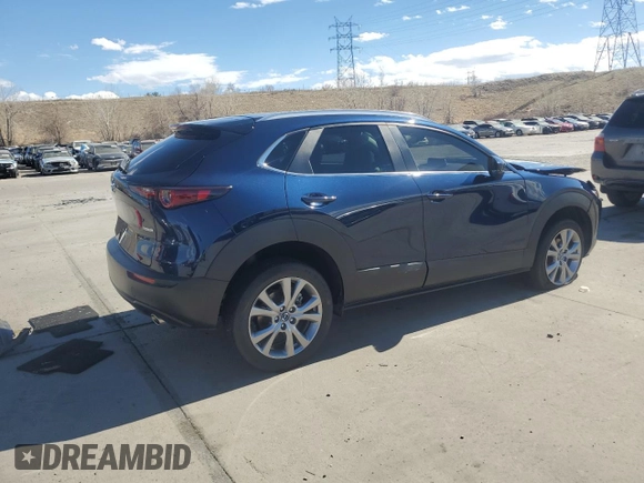 2023 Mazda CX-30 S Carbon Edition z VIN 3MVDMBCM3PM554378, wystawiony jako Copart lot #50558075 z przebiegiem 26 658 mil mil oraz Szkoda całkowita • Salvage title. Historia ofert i sprzedaży dostępna na DreamBid. Obrazek 3.
