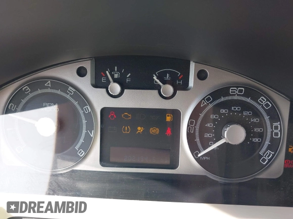 2008 Mercury Mariner Premier with VIN 4M2CU87158KJ12964, listed as a IAAI auction lot 42105891 with 202,194 mi miles and . Bid and sale history available at DreamBid. Image 7.