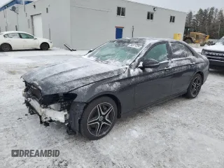 2022 Mercedes-Benz E 350 z VIN W1KZF8EB6NB085040, wystawiony jako Copart lot #86571234 z przebiegiem 74 331 mil mil oraz Czysty tytuł • Clean title. Historia ofert i sprzedaży dostępna na DreamBid. Obrazek 1.