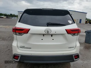 2017 Toyota Highlander Limited with VIN 5TDYZRFH5HS211889, listed as a Copart auction lot 54254785 with 96,914 mi miles and Salvage title. Bid and sale history available at DreamBid. Image 6.