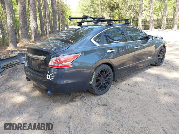 2015 Nissan Altima S with VIN 1N4AL3AP6FN381962, listed as a IAAI auction lot 42031940 with 98,443 mi miles and . Bid and sale history available at DreamBid. Image 4.