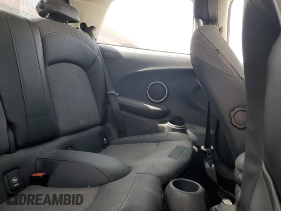 2014 MINI Hardtop S with VIN WMWXM7C50ET985583, listed as a Copart auction lot 50820675 with 75,759 mi miles and Clean Title. Bid and sale history available at DreamBid. Image 10.