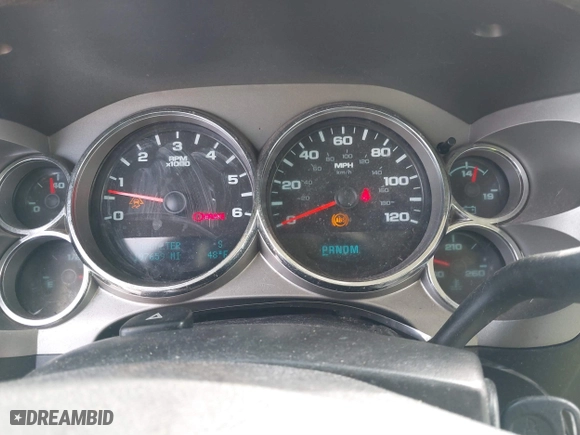 2011 Chevrolet Silverado 1500 LT with VIN 1GCRCSE03BZ164361, listed as a IAAI auction lot 41567590 with 197,659 mi miles. Bid and sale history available at carsss.com. Image 7.