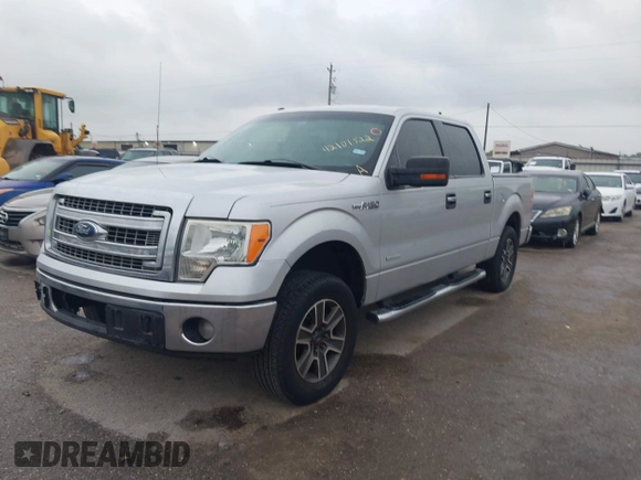 2013 Ford F-150 XL with VIN 1FTFW1CT0DKE03085, listed as a IAAI auction lot 42101522 with 266,770 mi miles and . Bid and sale history available at carsss.com. Image 17.