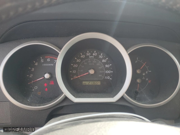 2006 Toyota 4Runner SR5 with VIN JTEBU14RX60092766, listed as a Copart auction lot 51471095 with 213,654 mi miles and Clean Title. Bid and sale history available at carsss.com. Image 9.