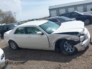 2006 Chrysler 300 Touring with VIN 2C3KA53G56H524944, listed as a IAAI auction lot 41946310 with 193,945 mi miles and . Bid and sale history available at DreamBid. Image 14.