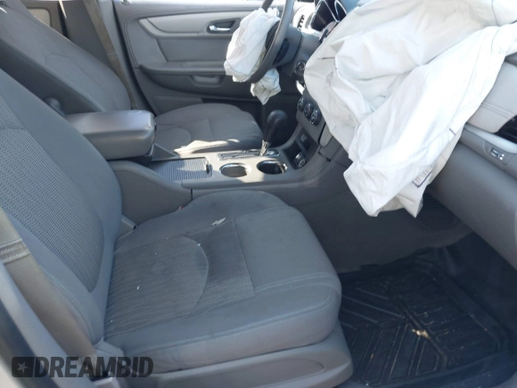 2016 Chevrolet Traverse LS with VIN 1GNKRFED2GJ239042, listed as a IAAI auction lot 41747405 with 118,400 mi miles. Bid and sale history available at carsss.com. Image 5.