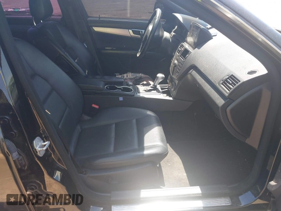 2008 Mercedes-Benz C 300 Sport with VIN WDDGF81X18F135302, listed as a IAAI auction lot 42309428 with 155,519 mi miles and . Bid and sale history available at DreamBid. Image 5.