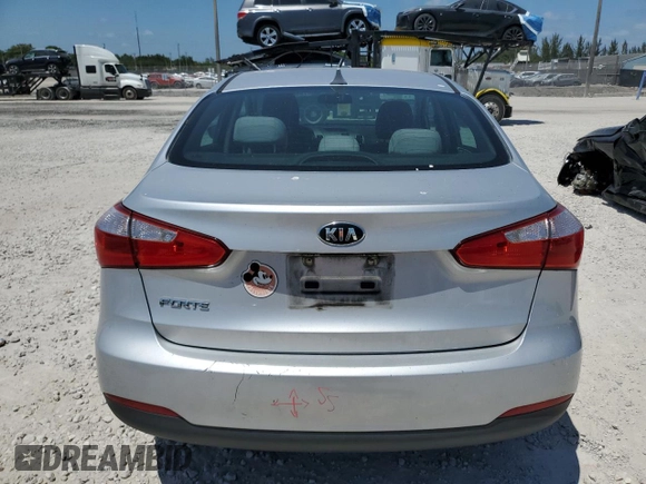 2015 Kia Forte LX with VIN KNAFX4A69F5343124, listed as a Copart auction lot 54858145 with 130,488 mi miles and Salvage Title. Bid and sale history available at carsss.com. Image 6.