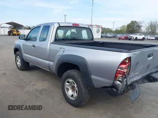2015 Toyota Tacoma z VIN 5TFUX4EN9FX037511, wystawiony jako IAAI lot #42032253 z przebiegiem 180 516 mil mil oraz . Historia ofert i sprzedaży dostępna na DreamBid. Obrazek 3.