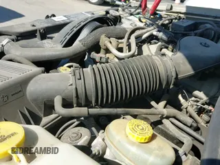 1998 Jeep Grand Cherokee Laredo z VIN 1J4GZ48Y3WC303278, wystawiony jako IAAI lot #43134193 z przebiegiem 122 103 mil mil oraz . Historia ofert i sprzedaży dostępna na DreamBid. Obrazek 20.