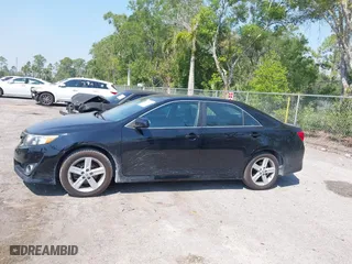 2014 Toyota Camry L with VIN 4T1BF1FK6EU467408, listed as a IAAI auction lot 41835997 with 192,335 mi miles. Bid and sale history available at carsss.com. Image 15.