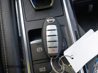 2022 Nissan Pathfinder SL z VIN 5N1DR3CD1NC219638, wystawiony jako IAAI lot #41691060 z przebiegiem 38 365 mil mil oraz . Historia ofert i sprzedaży dostępna na DreamBid. Obrazek 11.