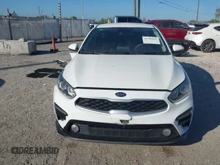 2021 Kia Forte FE with VIN 3KPF24AD3ME268468, listed as a IAAI auction lot 41786616 with 60,041 mi miles. Bid and sale history available at carsss.com. Image 12.