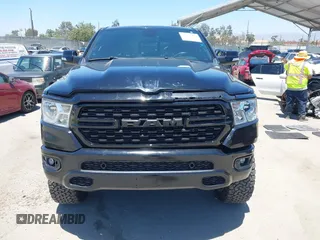 2022 Ram 1500 Big Horn z VIN 1C6RRFMG7NN441178, wystawiony jako IAAI lot #42721492 z przebiegiem 16 459 mil mil oraz . Historia ofert i sprzedaży dostępna na DreamBid. Obrazek 12.