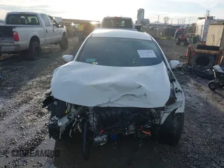 2018 Kia Forte5 LX with VIN KNAFK5A85J5772713, listed as a IAAI auction lot 41147063 with 119,726 mi miles. Bid and sale history available at carsss.com. Image 13.