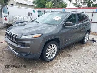 2017 Jeep Cherokee Limited z VIN 1C4PJLDB4HW521787, wystawiony jako IAAI lot #42384718 z przebiegiem 96 819 mil mil oraz . Historia ofert i sprzedaży dostępna na DreamBid. Obrazek 18.