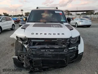2024 Land Rover Defender X-Dynamic SE with VIN SALE27EU7R2290655, listed as a Copart auction lot 87423784 with 24,821 mi miles and Salvage Title. Bid and sale history available at carsss.com. Image 5.