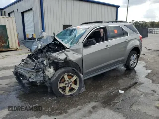2012 Chevrolet Equinox 1LT z VIN 2GNFLDE50C6303828, wystawiony jako Copart lot #56517555 z przebiegiem 127 945 mil mil oraz Nie do naprawy. Historia ofert i sprzedaży dostępna na DreamBid. Obrazek 1.
