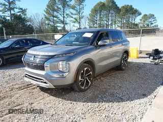 2023 Mitsubishi Outlander SE z VIN JA4J4UA8XPZ056578, wystawiony jako IAAI lot #41735091 z przebiegiem 20 801 mil mil oraz . Historia ofert i sprzedaży dostępna na DreamBid. Obrazek 18.