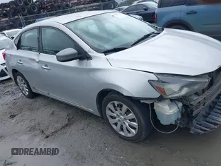 2017 Nissan Sentra S z VIN 3N1AB7AP7HY212126, wystawiony jako IAAI lot #42428733 z przebiegiem 189 226 mil mil oraz . Historia ofert i sprzedaży dostępna na DreamBid. Obrazek 1.