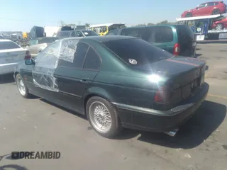 2000 BMW 5 Series 528i z VIN WBADM6347YGU09362, wystawiony jako IAAI lot #31257286 z przebiegiem Nie podano mil oraz . Historia ofert i sprzedaży dostępna na DreamBid. Obrazek 3.