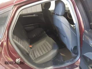 2017 Ford Fusion SE with VIN 3FA6P0H72HR282909, listed as a IAAI auction lot 41570558 with 122,444 mi miles. Bid and sale history available at carsss.com. Image 8.