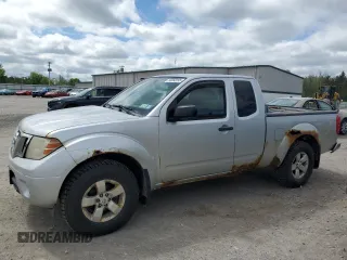 2012 Nissan Frontier SV z VIN 1N6AD0CW2CC410713, wystawiony jako Copart lot #56992095 z przebiegiem 292 254 mil mil oraz Czysty tytuł • Clean title. Historia ofert i sprzedaży dostępna na DreamBid. Obrazek 1.