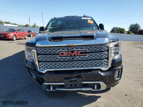 2020 GMC Sierra 3500HD Denali with VIN 1GT49WEY7LF125605, listed as a Copart auction lot 73732644 with 33,815 mi miles and Salvage Title. Bid and sale history available at carsss.com. Image 5.