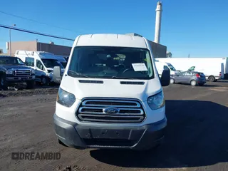 2018 Ford Transit Passenger XL with VIN 1FBZX2CM8JKA52497, listed as a IAAI auction lot 41553720 with 81,714 mi miles. Bid and sale history available at carsss.com. Image 6.