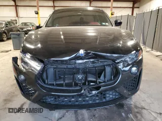 2019 Maserati Levante GranSport with VIN ZN661XUS9KX314914, listed as a Copart auction lot 66390674 with 51,146 mi miles and Salvage Title. Bid and sale history available at carsss.com. Image 5.