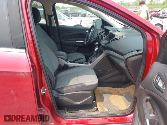2016 Ford Escape SE z VIN 1FMCU9GX6GUB29495, wystawiony jako IAAI lot #42406964 z przebiegiem 103 892 mil mil oraz . Historia ofert i sprzedaży dostępna na DreamBid. Obrazek 5.
