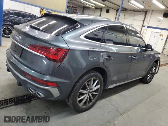 2022 Audi SQ5 Sportback Premium Plus z VIN WA124AFY3N2106433, wystawiony jako Copart lot #43756965 z przebiegiem 21 634 mil mil oraz Szkoda całkowita • Salvage title. Historia ofert i sprzedaży dostępna na DreamBid. Obrazek 3.