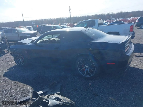 2015 Dodge Challenger SRT 392 with VIN 2C3CDZDJ5FH904816, listed as a IAAI auction lot 41881898 with 100,247 mi miles. Bid and sale history available at carsss.com. Image 13.