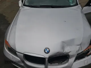 2007 BMW 3 Series 328xi с VIN WBAVC935X7K034516, выставлен на аукционе Copart как лот 56903595 с пробегом 101 977 миль миль и Списание • Salvage title. История ставок и продаж доступна на DreamBid. Изображение 11.