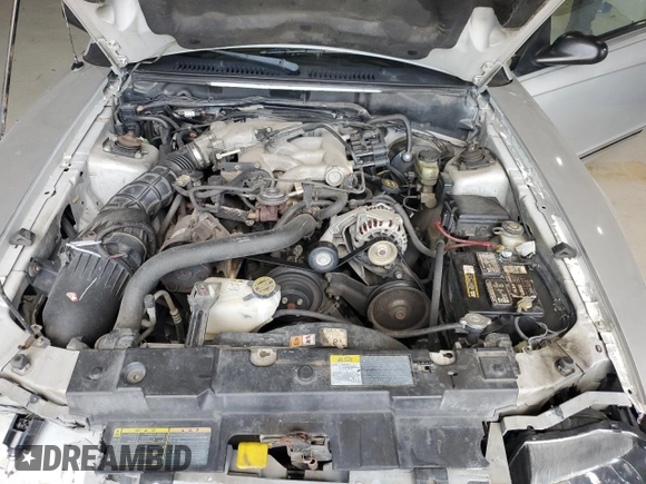 2001 Ford Mustang Standard с VIN 1FAFP40441F187456, выставлен на аукционе Copart как лот 53296415 с пробегом 215 719 миль миль и Списание • Salvage title. История ставок и продаж доступна на DreamBid. Изображение 12.