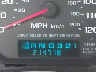 2002 Chevrolet Impala LS z VIN 2G1WH55K529142095, wystawiony jako IAAI lot #42145543 z przebiegiem 214 718 mil mil oraz . Historia ofert i sprzedaży dostępna na DreamBid. Obrazek 16.