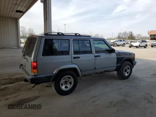 2000 Jeep Cherokee with VIN 1J4FF48S7YL221475, listed as a Copart auction lot 53005275 with 273,246 mi miles and Clean title. Bid and sale history available at DreamBid. Image 3.