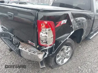2010 GMC Sierra 1500 with VIN 1GTSCWE01AZ202838, listed as a IAAI auction lot 41516702 with 173,647 mi miles and . Bid and sale history available at DreamBid. Image 19.