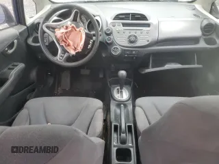 2013 Honda Fit с VIN JHMGE8H36DC064995, выставлен на аукционе Copart как лот 55129035 с пробегом Не указан миль и Списание • Salvage title. История ставок и продаж доступна на DreamBid. Изображение 8.