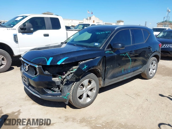 2019 Volvo XC40 Momentum with VIN YV4162XZ3K2018371, listed as a IAAI auction lot 41650401 with 86,647 mi miles and . Bid and sale history available at carsss.com. Image 2.