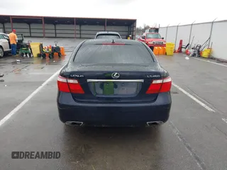 2008 Lexus LS 460 z VIN JTHBL46F585056094, wystawiony jako IAAI lot #40850163 z przebiegiem 115 854 mil mil oraz . Historia ofert i sprzedaży dostępna na DreamBid. Obrazek 17.