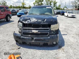 2011 Chevrolet Avalanche LT with VIN 3GNMCFE07BG166901, listed as a Copart auction lot 61734405 with 269,796 mi miles and Salvage title. Bid and sale history available at DreamBid. Image 5.