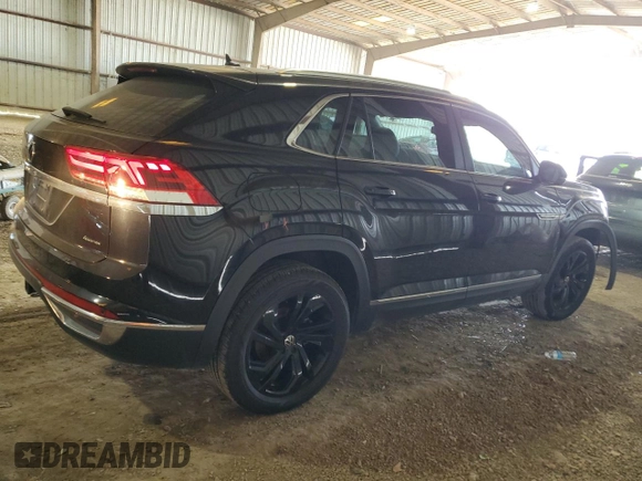 2023 Volkswagen Atlas SEL with VIN 1V2BE2CA0PC203732, listed as a Copart auction lot 67001574 with 30,018 mi miles and Salvage title. Bid and sale history available at DreamBid. Image 3.