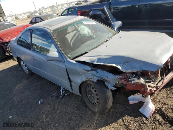 1997 Honda Civic EX with VIN 1HGEJ8146VL051237, listed as a Copart auction lot 81283454 with 173554 miles and Salvage Title. Bid and sale history available at carsss.com. Image 4.