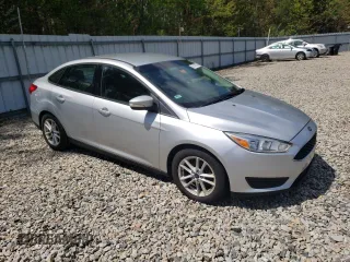 2017 Ford Focus SE with VIN 1FADP3F27HL269104, listed as a Copart auction lot 57509935 with 174,015 mi miles and Clean title. Bid and sale history available at DreamBid. Image 4.