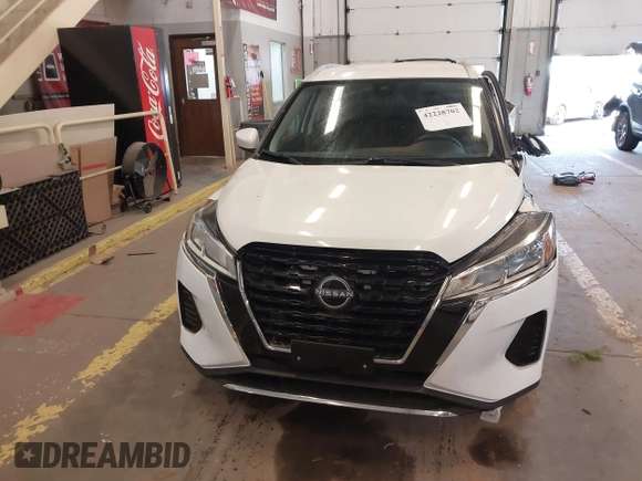 2023 Nissan Kicks SV with VIN 3N1CP5CVXPL567460, listed as a IAAI auction lot 42228702 with 31,328 mi miles and . Bid and sale history available at DreamBid. Image 12.