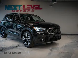 2024 Volvo XC40 Plus Bright Theme with VIN YV4L12UE6R2216347, listed as a Copart auction lot 53724375 with 11,885 mi miles and Clean Title. Bid and sale history available at carsss.com. Image 1.