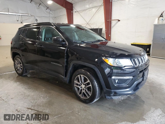 2017 Jeep Compass Latitude z VIN 3C4NJDBB6HT650913, wystawiony jako Copart lot #61908455 z przebiegiem 83 411 mil mil oraz Szkoda całkowita • Salvage title. Historia ofert i sprzedaży dostępna na DreamBid. Obrazek 4.
